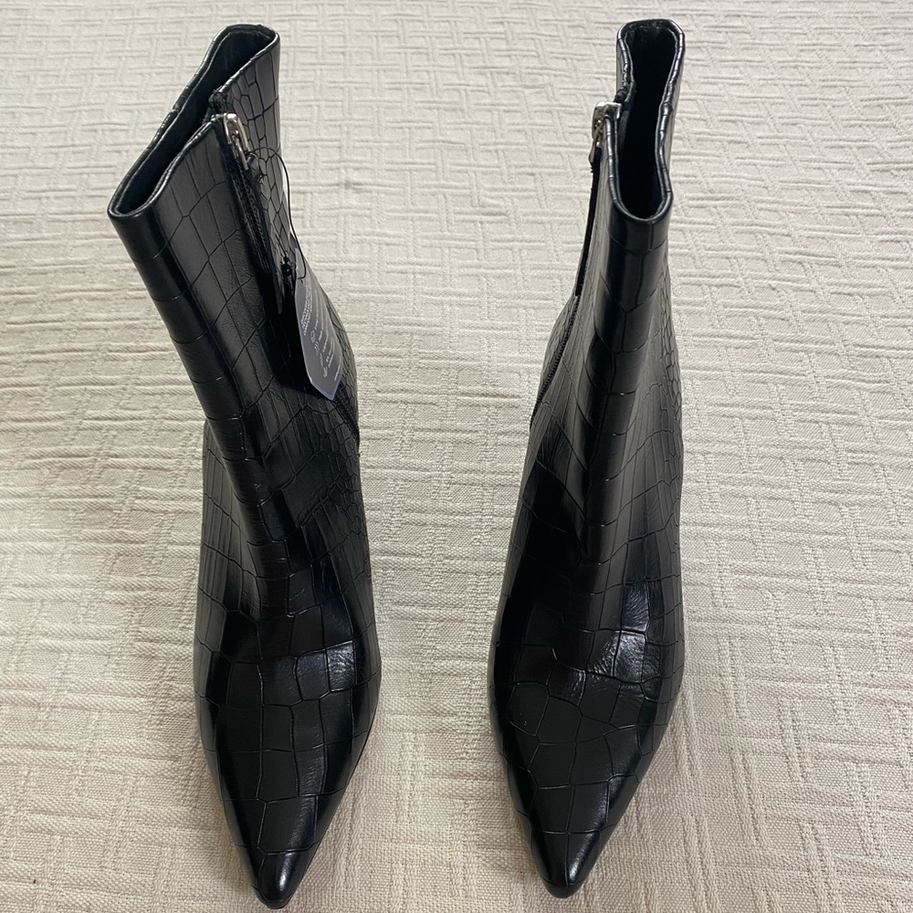 Anthony Veer black leather booties. - Picture 3 of 12
